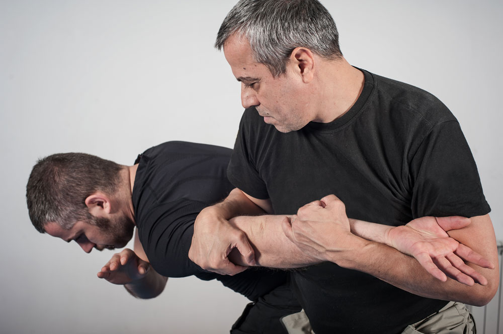 self-defense arm bar
